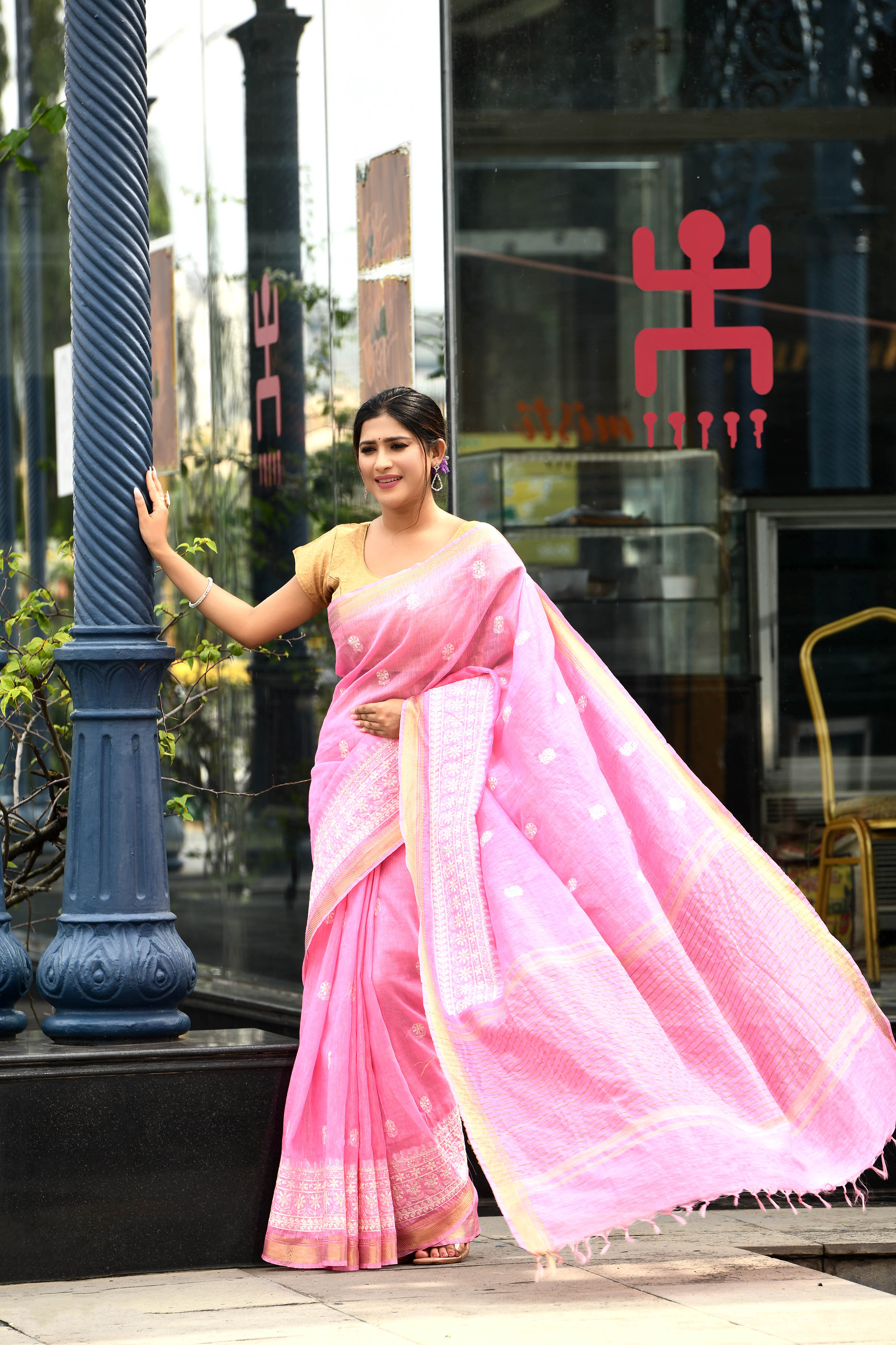 Pure handloom linen tussar saree with embroidery-Baby pink