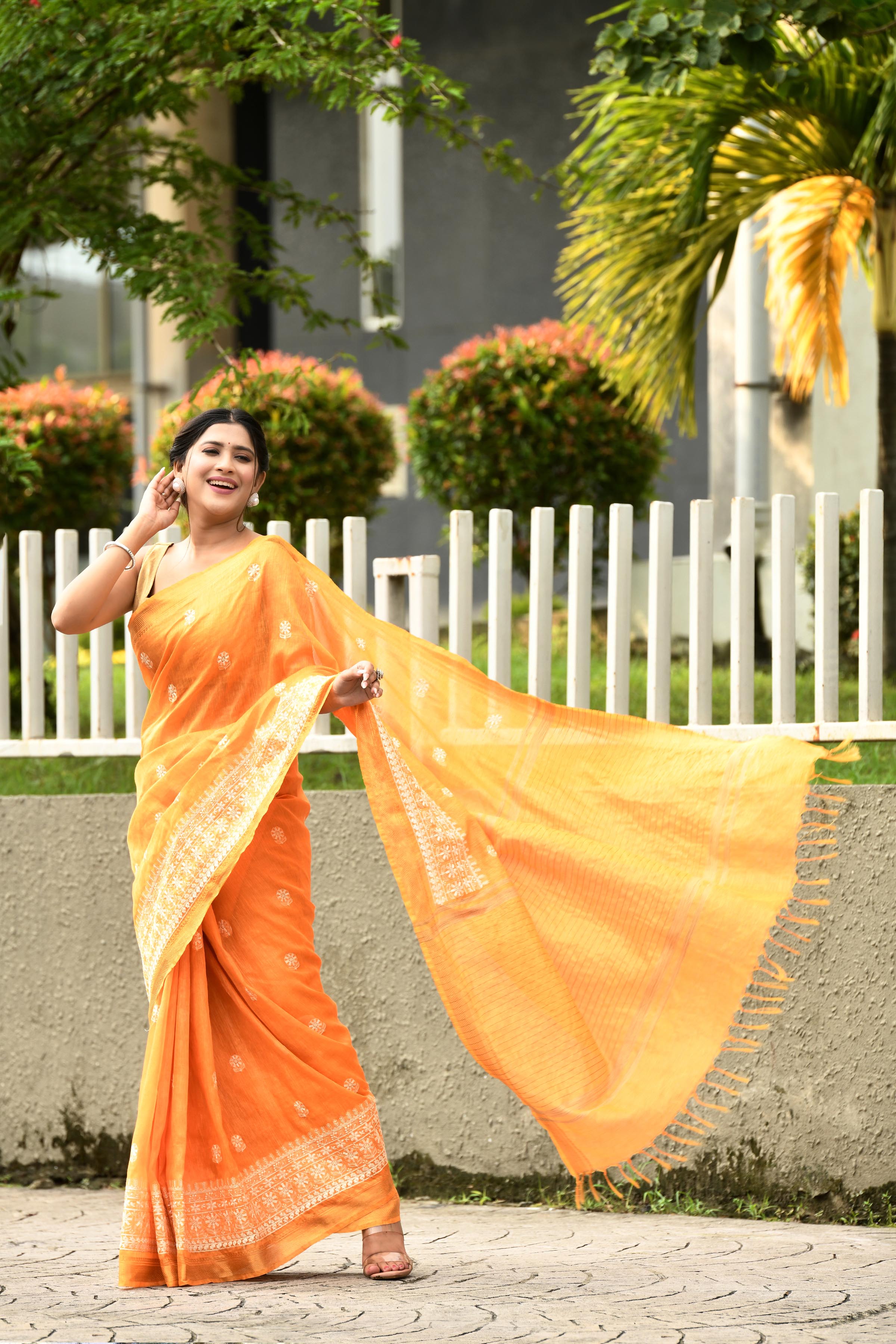 Pure handloom linen tussar saree with embroidery-Dark orange