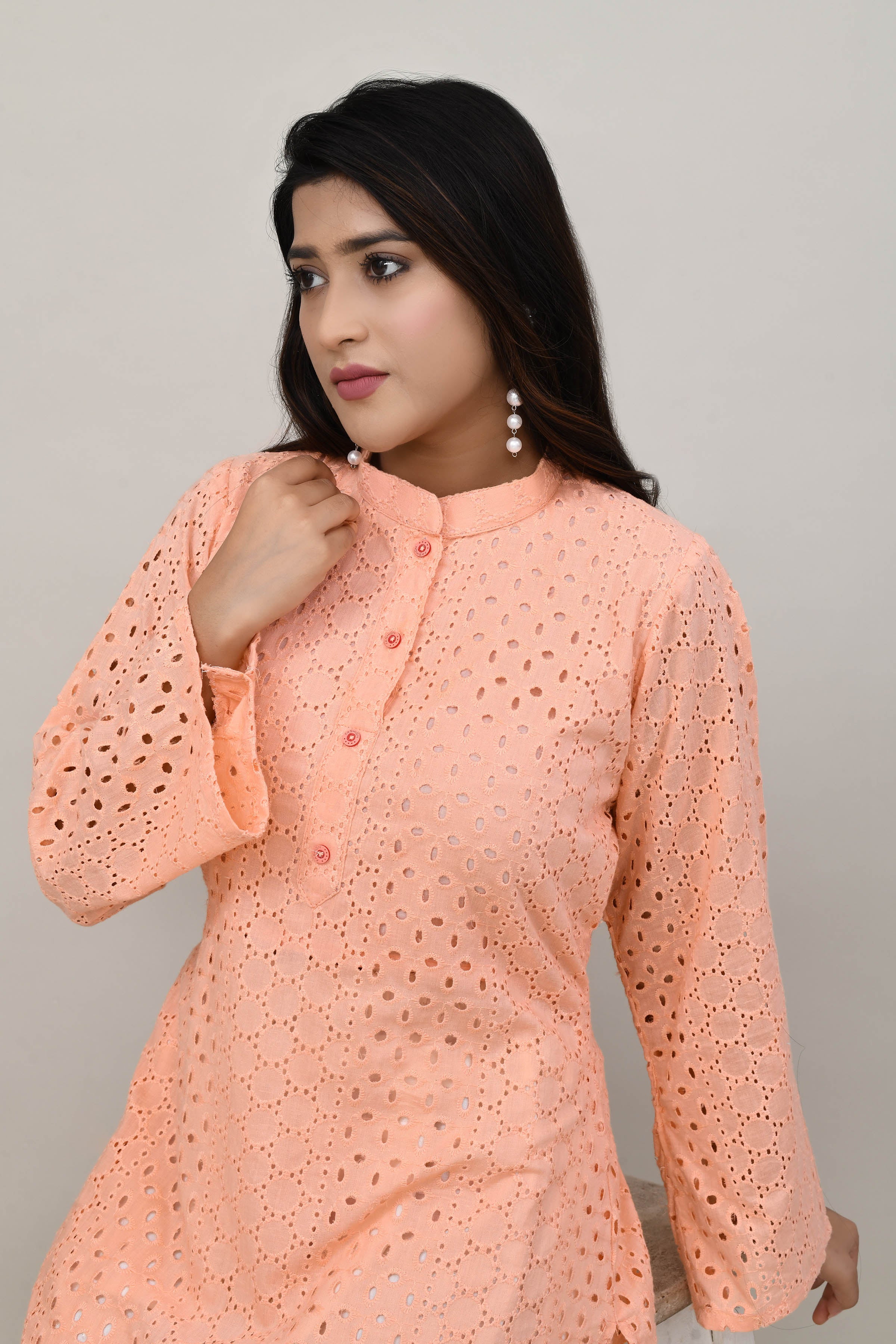 Delicate Peach hakoba flared sleeves mid thigh length straight kurta with off white farshi salwar with cut work embroidery