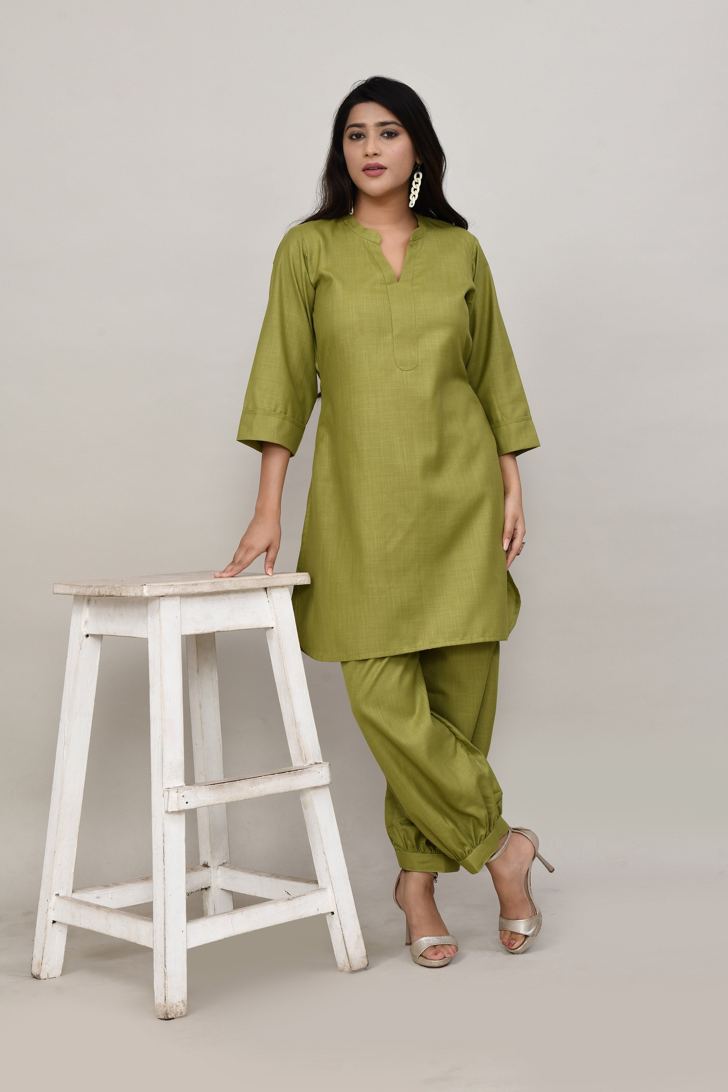Soothing Olive green cotton slub Co-ord set with pants in harem style