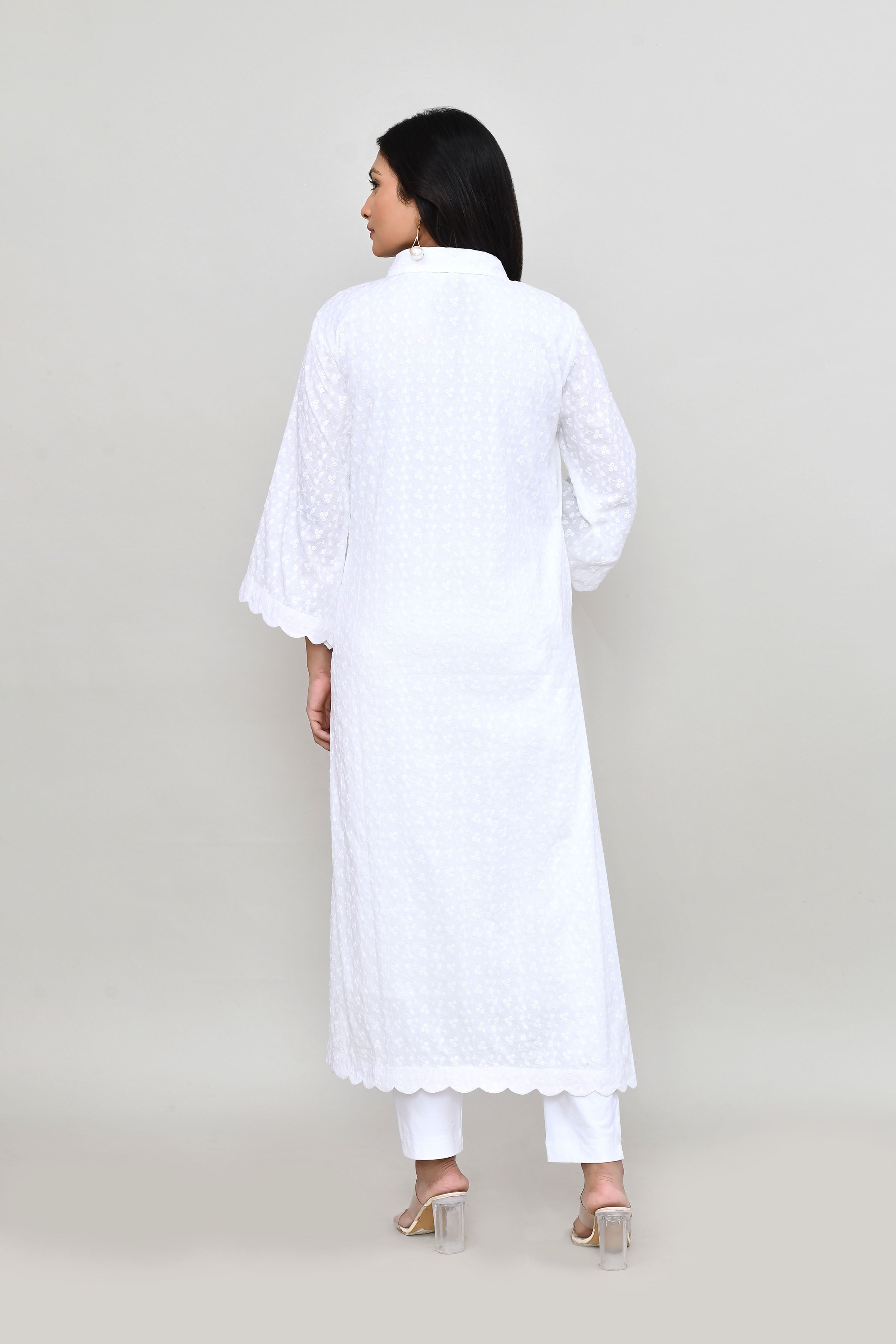 Hakoba long kurti with quarter length sleeves- White