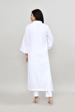 Hakoba long kurti with quarter length sleeves- White