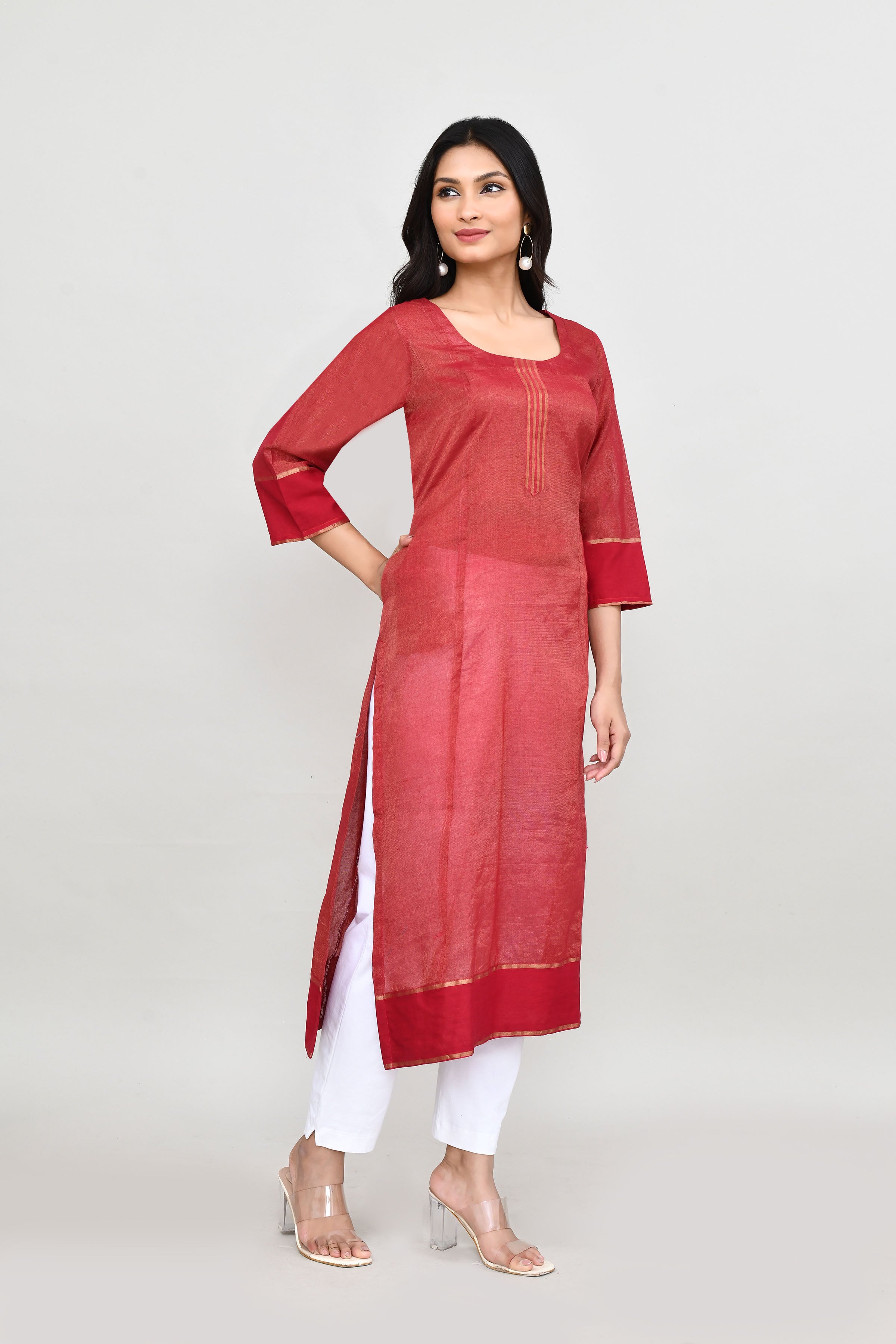 Tissue linen long kurti with quarter sleeves-Maroon