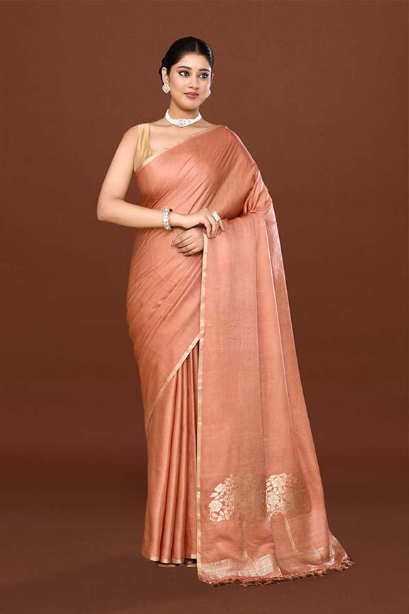Pure handloom mashru silk plain saree with narrow golden border, woven pallu and blouse-Light Peach