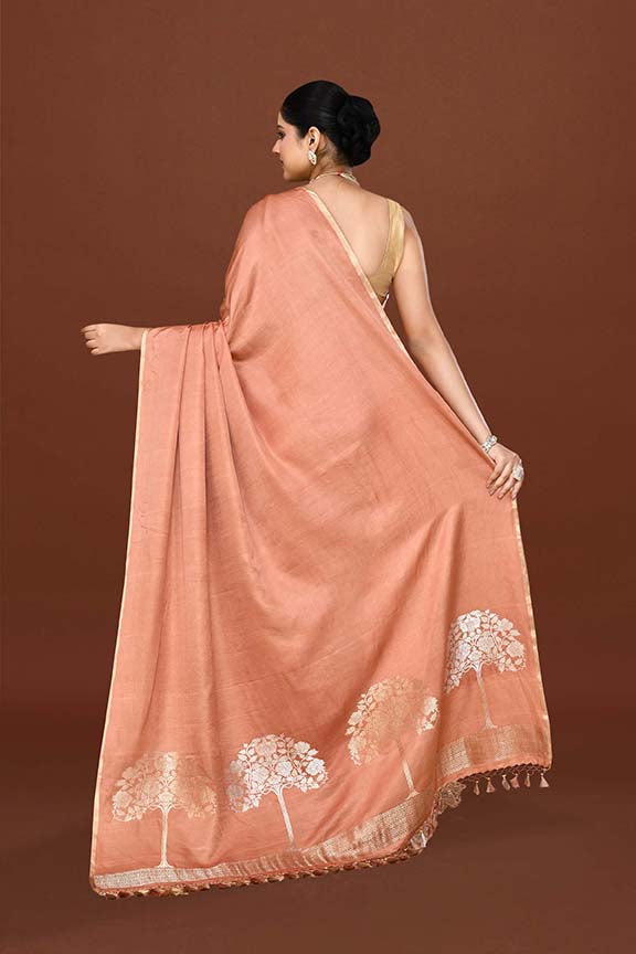 Pure handloom mashru silk plain saree with narrow golden border, woven pallu and blouse-Light Peach
