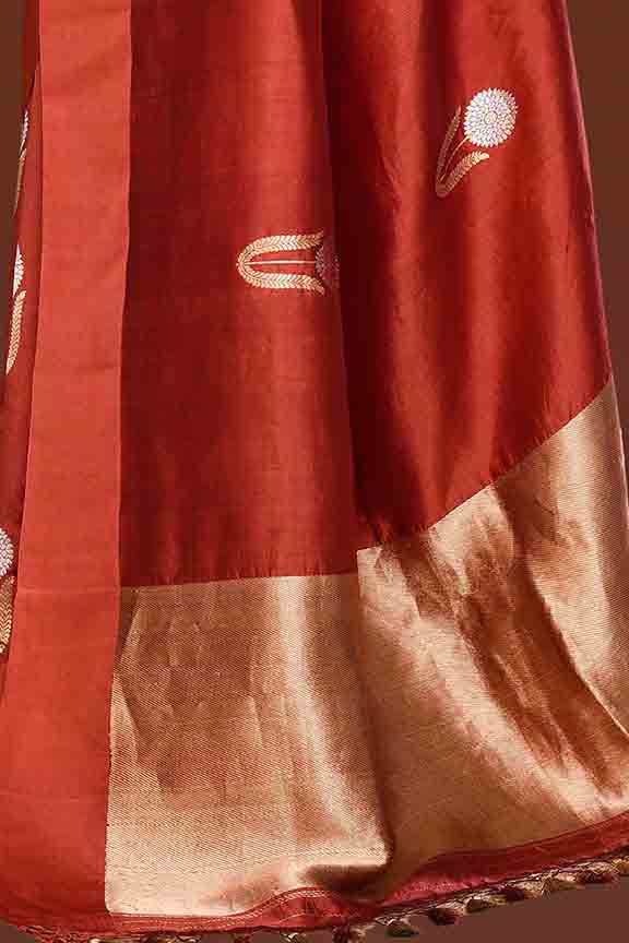 Pure handloom munga silk saree with banarasi floral pattern kadwa weaving in silver & gold zari with satin border-Maroon