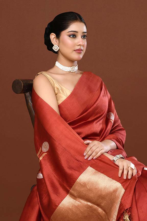 Pure handloom munga silk saree with banarasi floral pattern kadwa weaving in silver & gold zari with satin border-Maroon