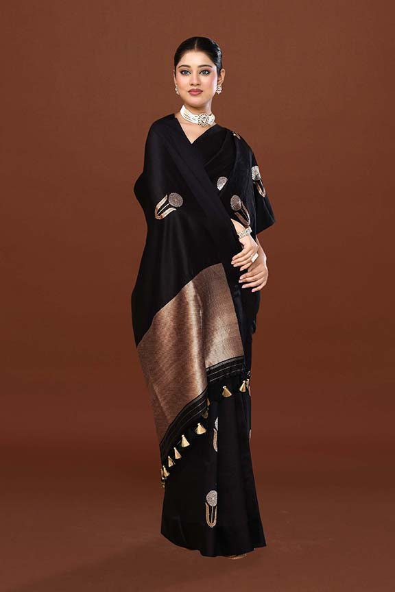 Pure handloom munga silk saree with banarasi floral pattern kadwa weaving in silver & gold zari with satin border-Black