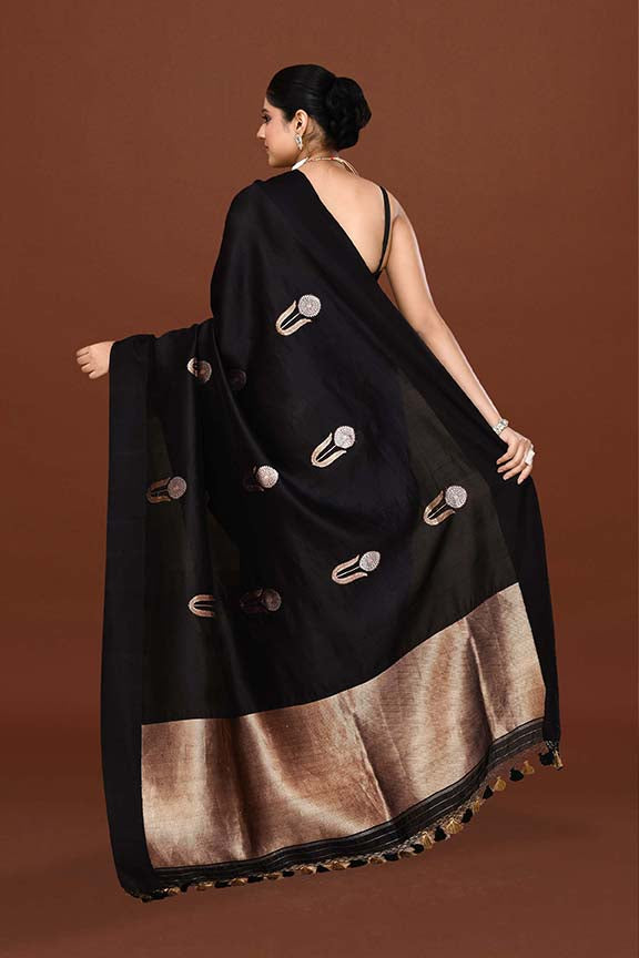 Pure handloom munga silk saree with banarasi floral pattern kadwa weaving in silver & gold zari with satin border-Black