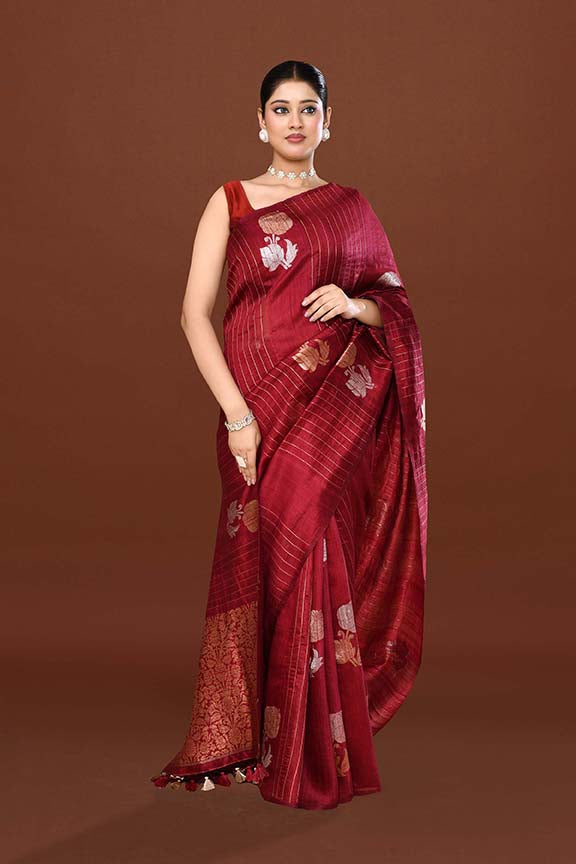 Pure handloom tussar silk saree with banarasi floral and stripes pattern kadwa weaving in gold zari-Burgundy