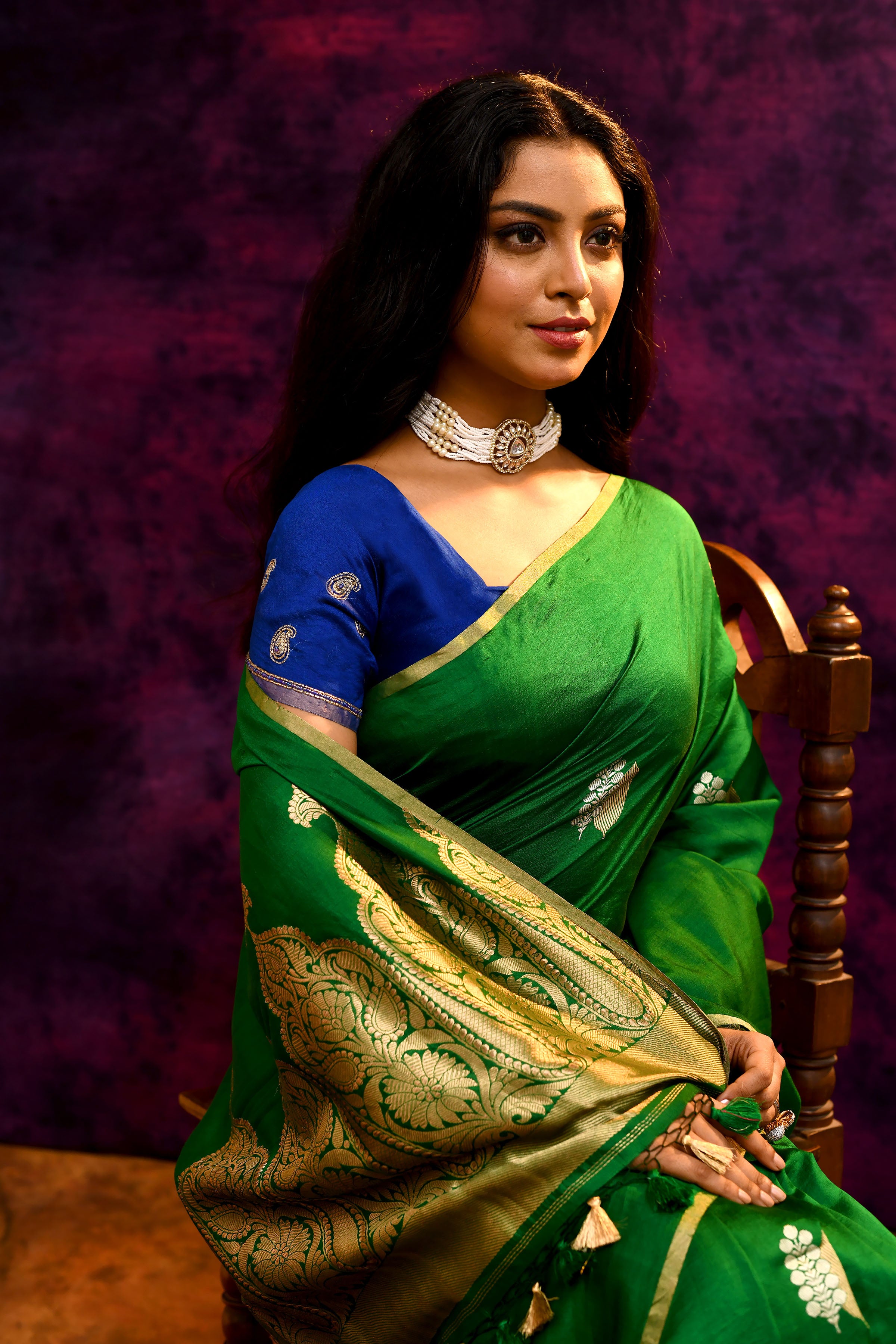 Pure Munga Silk Saree with Tree & Leaf Motifs – Bottle Green