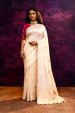 Pure Munga Silk Saree with Tree & Leaf Motifs – Off White