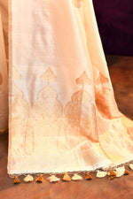 Pure Munga Silk Saree with Tree & Leaf Motifs – Off White