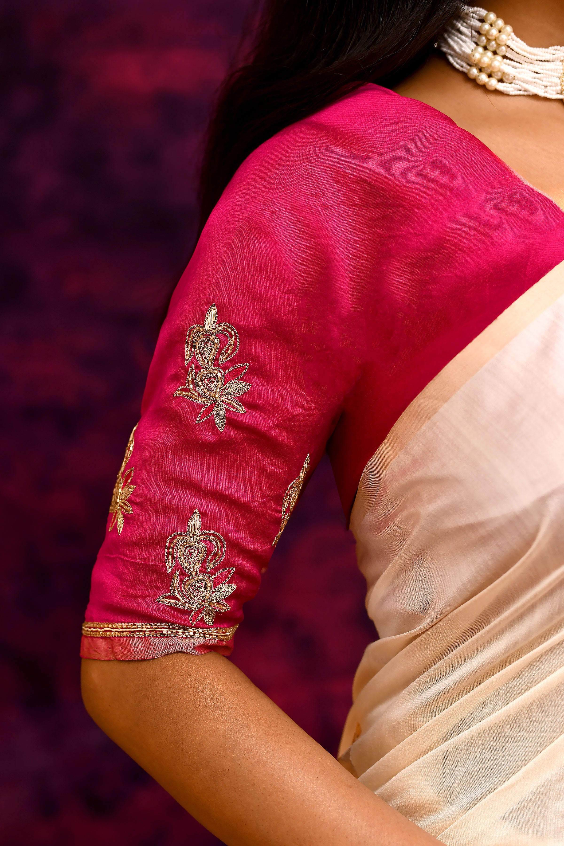 Pure Munga Silk Saree with Tree & Leaf Motifs – Off White