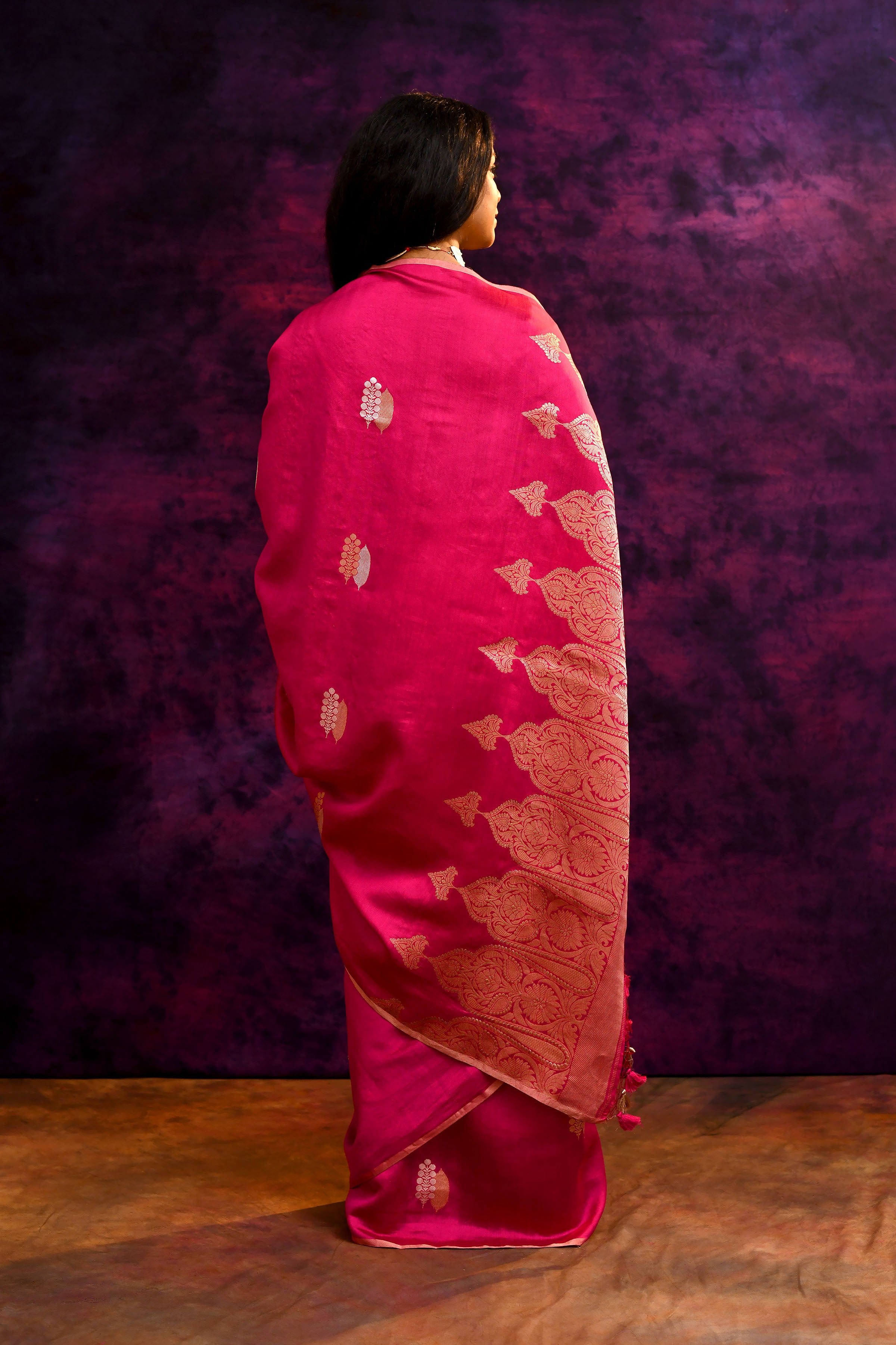 Pure Munga Silk Saree with Tree & Leaf Motifs – Rani Pink