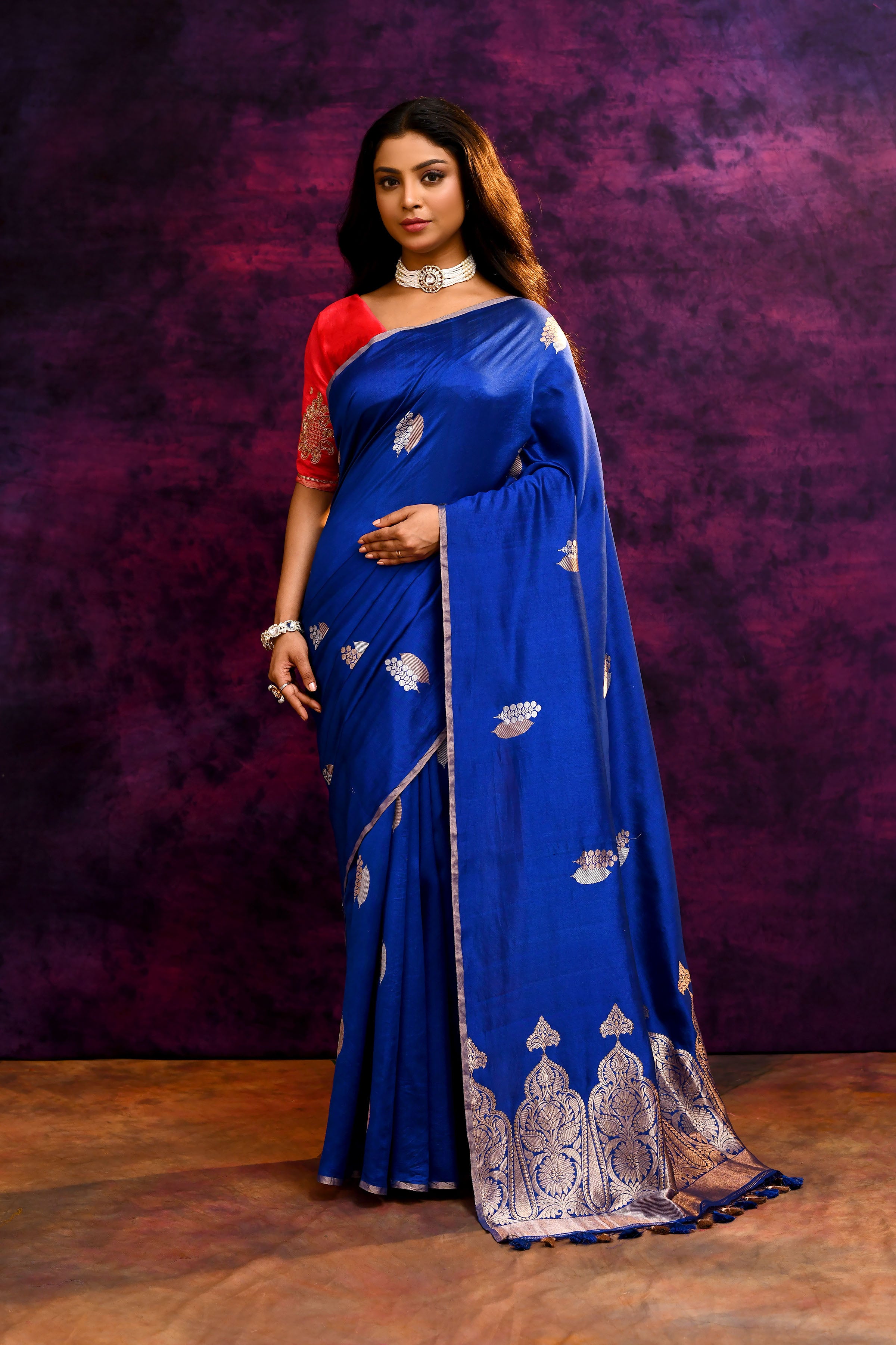 Pure Munga Silk Saree with Tree & Leaf Motifs – Royal Blue
