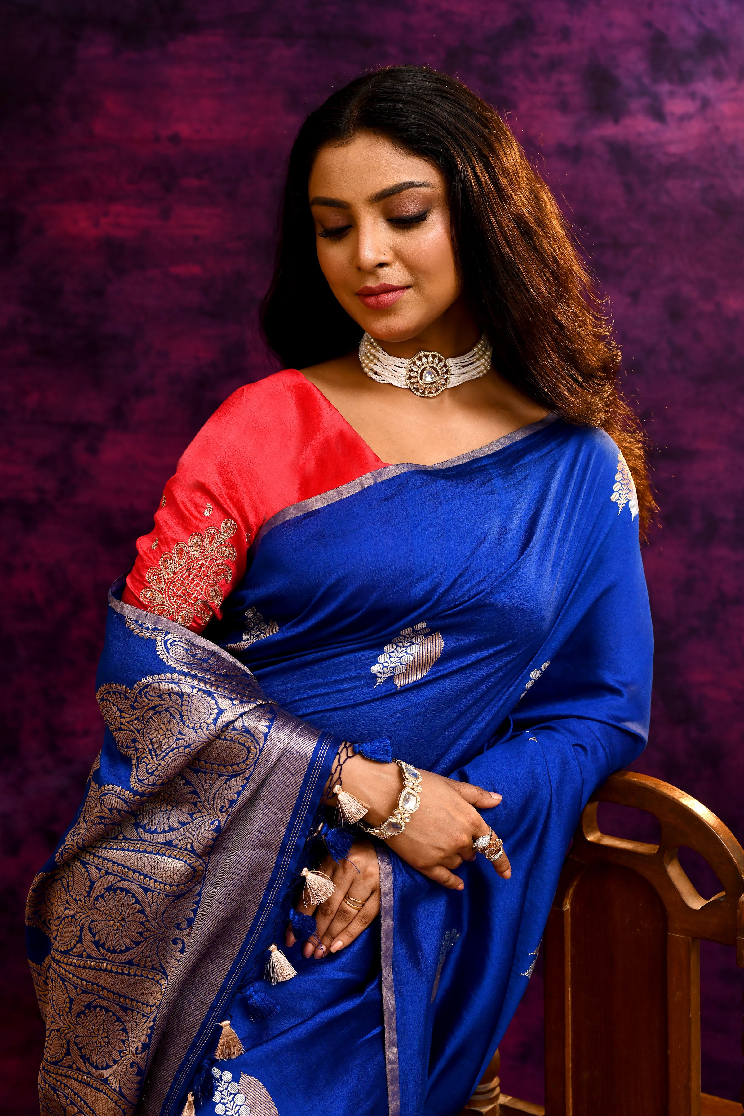Pure Munga Silk Saree with Tree & Leaf Motifs – Royal Blue