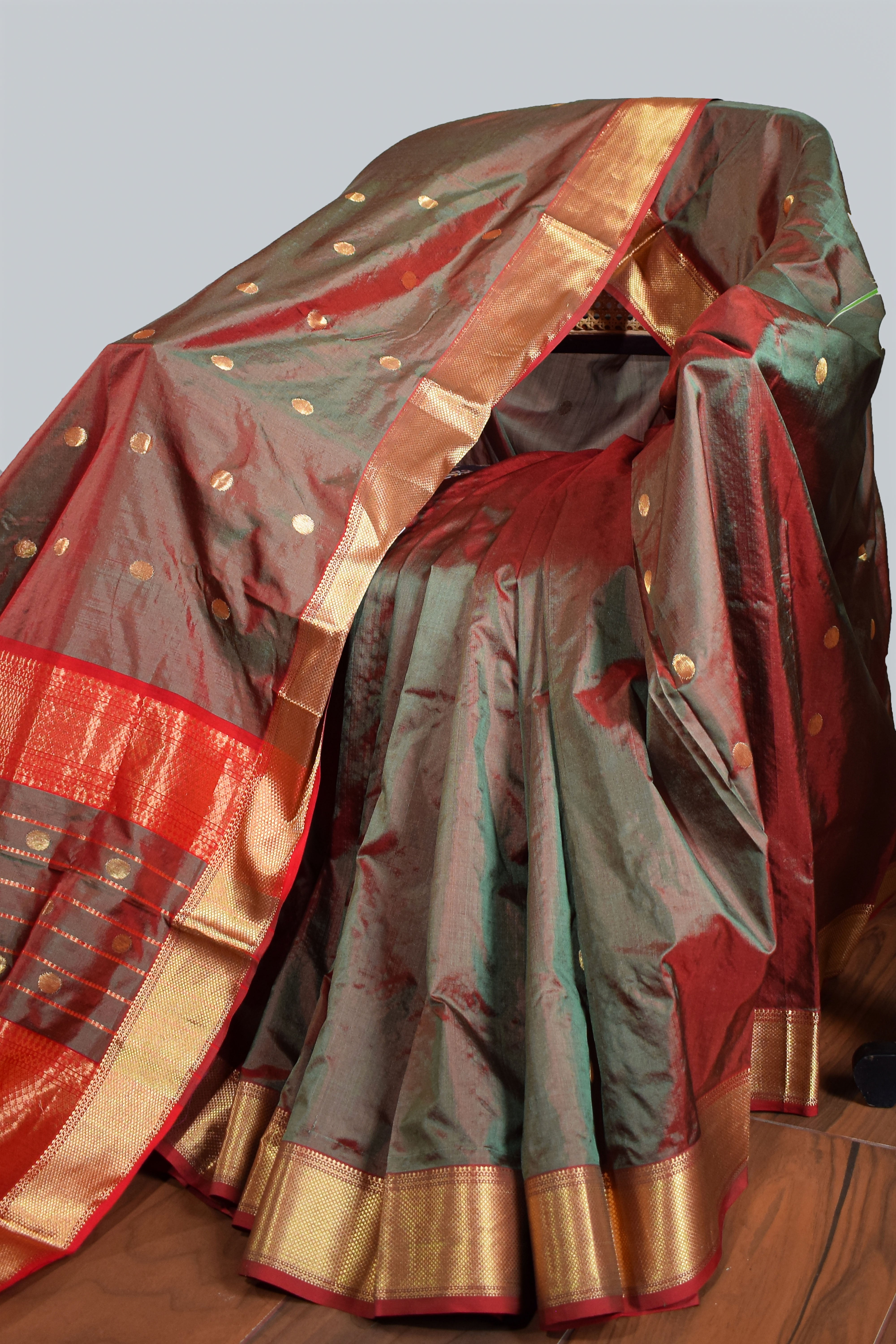Green & Red Dual-Colour Mulberry Silk Saree