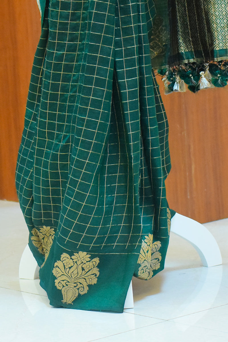 Pure Katan silk kadwa Banarasi saree with golden zari checks & floral motifs border-Bottle green