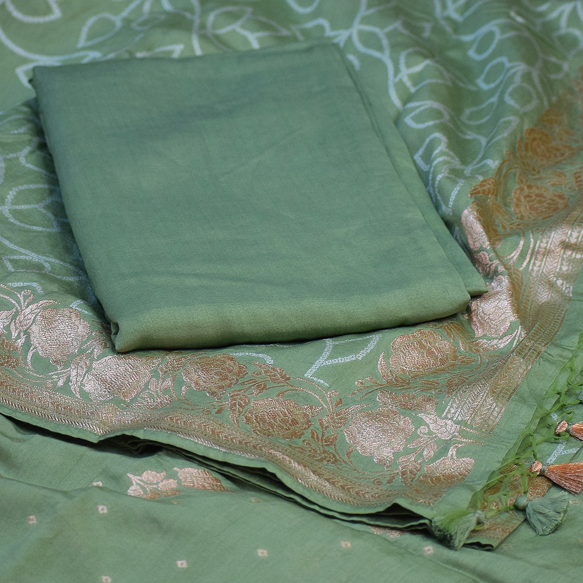 Sage Green Handwoven Banarasi Munga Muslin Suit Set with Dual-Toned Zari Motifs – Subtle & Elegant